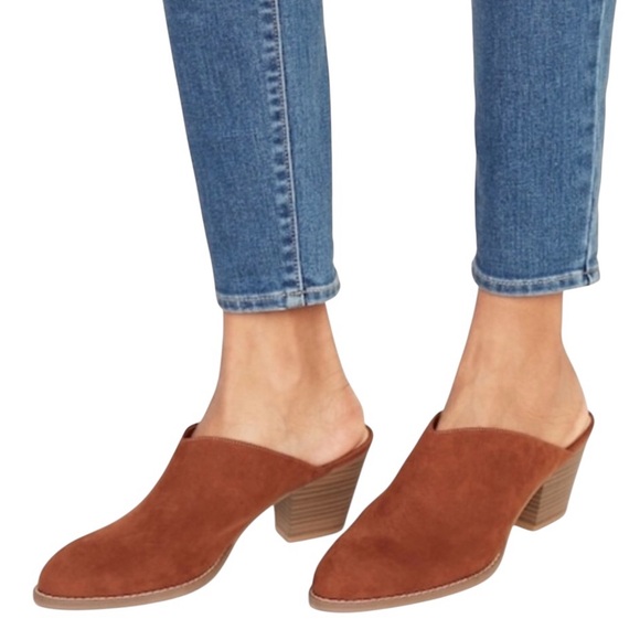 Old Navy Casual Chocolate Faux-Suede Mule Booties Block Heel Women’s Size 8 - Picture 1 of 10